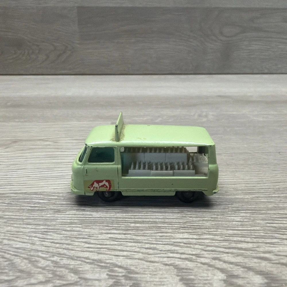 Vintage Lesley Matchbox No. 21 Commer Bottle Float Die-Cast Milk Delivery Truck